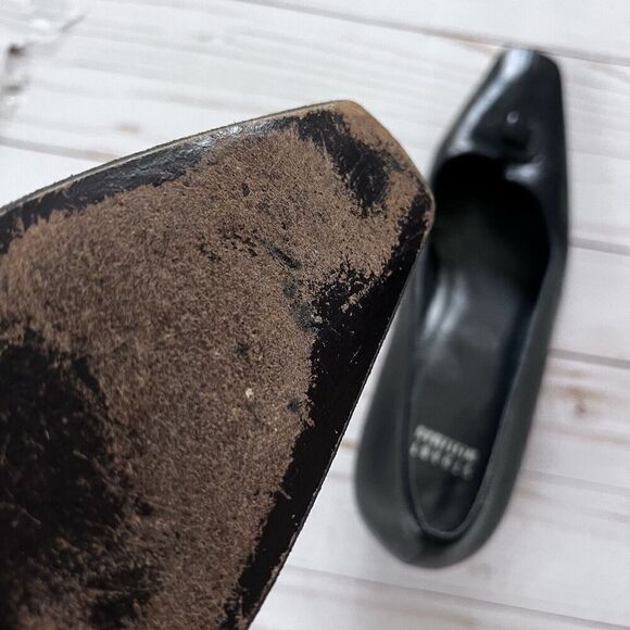 Stuart Weitzman Black Leather Pumps Women’s Size 10 - Picture 4 of 14